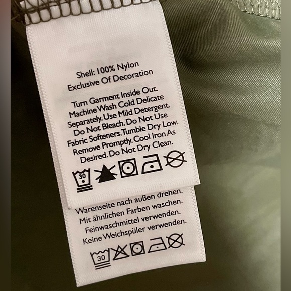 EDDIE BAUER FREMONT 2.0 VEST size Medium Green with hood - Picture 6 of 7